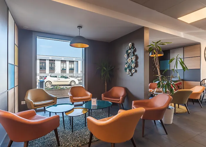 B&B Hotel Chartres Oceane